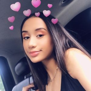 Meet your Posher, Karla